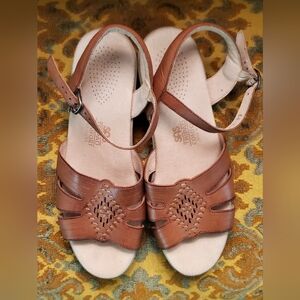 Vintage SAS Brown Comfort Sandals